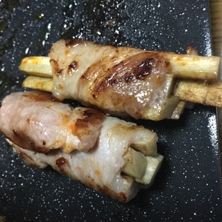 白だし風味のゴボウで豚肉巻き